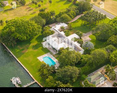 Miami Beach, FL, USA - 17. Mai 2024: Jeff Bezos drittes Zuhause am Indian Creek Miami Beach Stockfoto