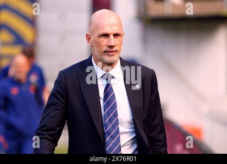 Rangers-Manager Philippe Clement kommt zum Cinch-Premiership-Spiel im Tynecastle Park, Edinburgh. Bilddatum: Samstag, 18. Mai 2024. Stockfoto