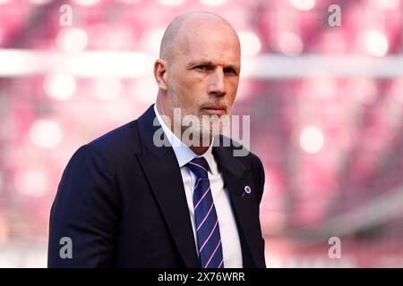 Rangers-Manager Philippe Clement kommt zum Cinch-Premiership-Spiel im Tynecastle Park, Edinburgh. Bilddatum: Samstag, 18. Mai 2024. Stockfoto