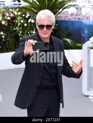 Cannes, Frankreich. Mai 2024. Cannes, 77. Cannes Film Festival 2024 Fotocall Film „Oh, Canada“ im Foto: Richard Gere Credit: Independent Photo Agency/Alamy Live News Stockfoto