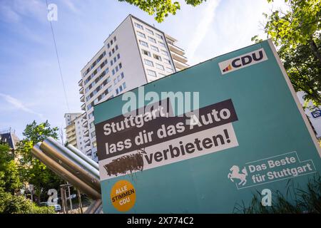 Wahl zum 10. Europäisches Parlament - 9. Juni 2024, Europawahl. Regionalwahl, Gemeinderatswahl. Wahlplakat der Partei CDU, Autostadt. // 15.05.2024: Stuttgart, Baden-Württemberg, Deutschland, Europa *** Wahl zum 10 Europaparlament am 9. Juni 2024, Europawahl Regionalwahl, Kommunalwahl Poster der CDU, Autostadt 15 05 2024 Stuttgart, Baden Württemberg, Deutschland, Europa Stockfoto