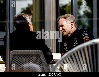 IMOLA - Teamchef Christian Horner (Red Bull Racing) vor dem dritten freien Training auf der Strecke im Vorfeld des Emilia-Romagna Grand Prix. ANP REMKO DE WAAL Credit: ANP/Alamy Live News Stockfoto