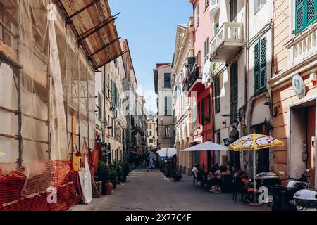 Ventimiglia, Italien - 30. Juli 2023 : Altstadt von Ventimiglia in Italien Stockfoto
