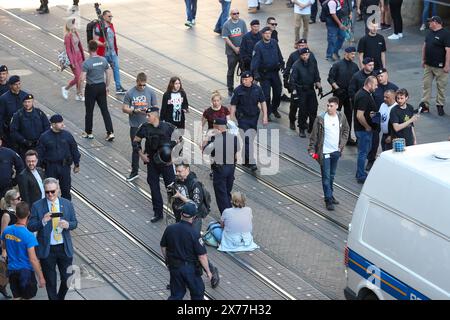 Zagreb, Kroatien. Mai 2024. Die Teilnehmer gehen am 18. Mai 20224 während des neunten jährlichen Prolife march Walk for Life in Zagreb, Kroatien, durch die Innenstadt von Zagreb. Die Versammlung wurde einberufen, um gegen Abtreibung zu protestieren. Foto: Matija Habljak/PIXSELL Credit: Pixsell/Alamy Live News Stockfoto