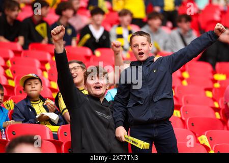 London, Großbritannien. Mai 2024. Oxford United Fans vor dem Bolton Wanderers FC gegen Oxford United FC SKY BET EFL League One Play-Off Finale im Wembley Stadium, London, England, Großbritannien am 18. Mai 2024 Credit: Every Second Media/Alamy Live News Stockfoto