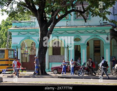 Typisch spanische Kolonialarchitektur in der Altstadt von Havanna, Kuba, Karibik. Stockfoto