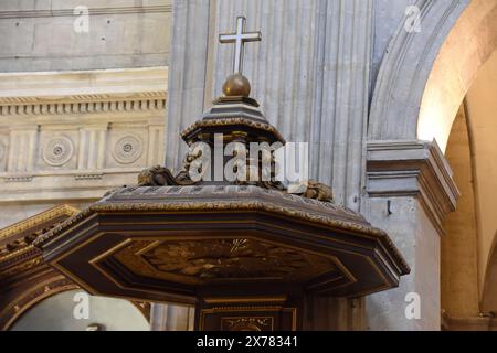 L'église Notre-Dame de Versailles EST une église paroissiale située rue de la Paroisse, dans le Quartier Notre-Dame, à Versailles (Yvelines), sa-Fassade Stockfoto