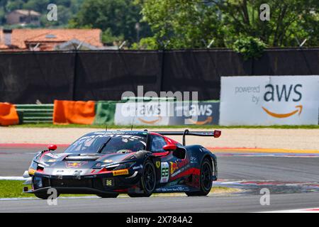 Misano, Italien. Am 18. Mai 2024 treffen sie auf Race1 während der Fanatec GT World Challange Misano 2024, 18. Mai, in Misano, Italien. Credit: Independent Photo Agency/Alamy Live News Stockfoto