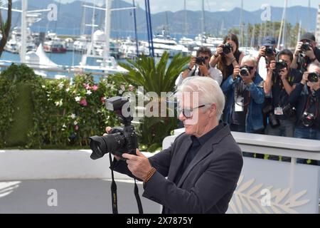 Cannes, Frankreich. Mai 2024. CANNES, FRANKREICH - 18. MAI: Richard Gere nimmt am Fotocall "Oh, Canada" beim 77. Jährlichen Filmfestival von Cannes am Palais des Festivals am 18. Mai 2024 in Cannes Teil Stockfoto