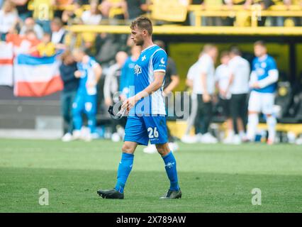 Dortmund, Deutschland. Mai 2024. Fußball: Bundesliga, Borussia Dortmund - Darmstadt 98, Spieltag 34, Signal Iduna Park. Matthias Bader von Darmstadt nach dem Spiel. Hinweis: Bernd Thissen/dpa – WICHTIGER HINWEIS: gemäß den Vorschriften der DFL Deutscher Fußball-Liga und des DFB Deutscher Fußball-Bundes ist es verboten, im Stadion und/oder des Spiels aufgenommene Fotografien in Form von sequenziellen Bildern und/oder videoähnlichen Fotoserien zu verwenden oder zu nutzen./dpa/Alamy Live News Stockfoto