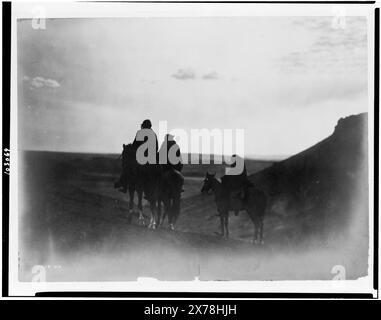 Unter den Black Buttes Navaho Land, Edward S. Curtis Collection 1038-04.. Indianer von Nordamerika, 1900-1910. , Navajo Indians, 1900-1910. Stockfoto