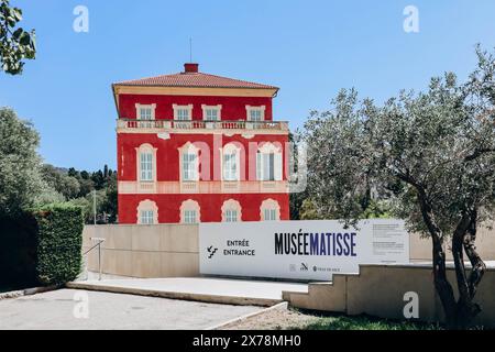 Nizza, Frankreich - 29. Juli 2023: Das Matisse Museum in Nizza, das dem Werk des französischen Malers Henri Matisse gewidmet ist. Es ist eine der weltweit größten Co-Mitglieder Stockfoto