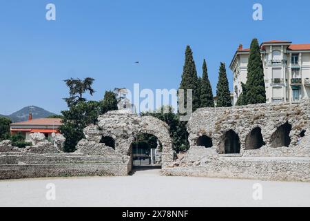 Das Arenes de Cimiez, ein römisches Amphitheater in Nizza im Stadtteil Cimiez. Stockfoto