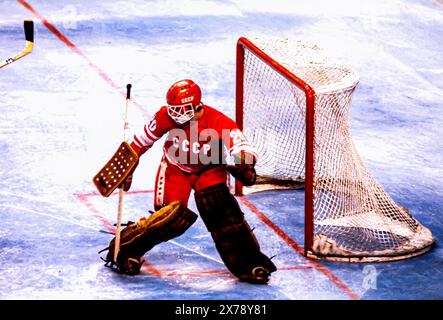 Vladislav Tretiak (URS) Torwart bei den Olympischen Winterspielen 1980 Stockfoto