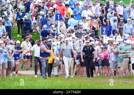 Louisville, Kentucky, USA. Mai 2024. Scottie Scheffler geht zum zweiten Abschlag während der dritten Runde der PGA Championship 2024 im Valhalla Golf Club. (Kreditbild: © Debby Wong/ZUMA Press Wire) NUR REDAKTIONELLE VERWENDUNG! Nicht für kommerzielle ZWECKE! Stockfoto