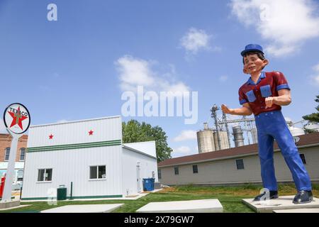 Snerd Riese vor dem American Giants Museum in Downtown, Atlanta, Illinois Stockfoto