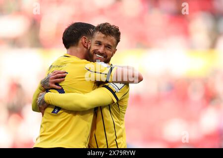 London, Großbritannien. Mai 2024. James Henry von Oxford United feiert am 18. Mai 2024 im Wembley Stadium, London, England, Vereinigtes Königreich nach dem Sky Bet EFL League One Play-Off Finale des Bolton Wanderers FC gegen Oxford United FC. Credit: Every Second Media/Alamy Live News Stockfoto