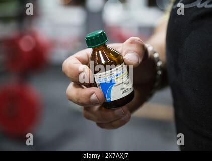 Bila Tserkva, Ukraine, 15. Oktober 2016: Ammoniak für hartes Workout Stockfoto