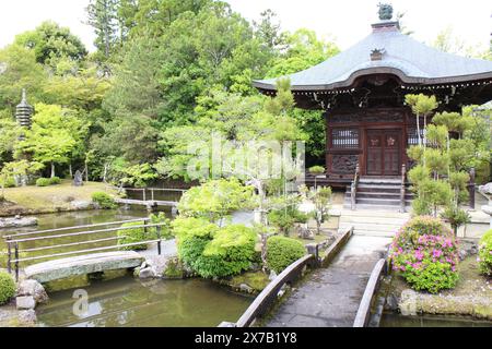 Benten-Do und japanischer Garten im Seiryoji-Tempel, Kyoto, Japan Stockfoto