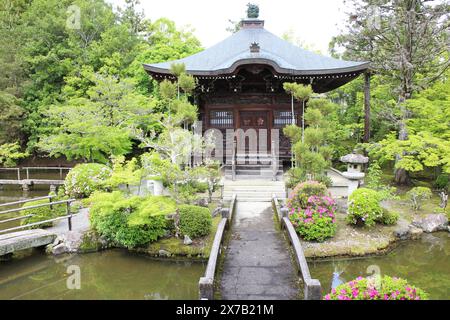 Benten-Do und japanischer Garten im Seiryoji-Tempel, Kyoto, Japan Stockfoto