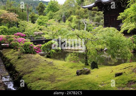 Benten-Do und japanischer Garten im Seiryoji-Tempel, Kyoto, Japan Stockfoto