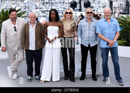 Cannes, Frankreich. Mai 2024. Cannes, 77. Cannes Filmfestival 2024 Fotoruf Film “Gerüchte” im Foto: Denis Ménochet, Rolando Ravello, Nikki Amuka-Bird, Cate Blanchett, Roy Dupuis, Charles Dance Credit: Unabhängige Fotoagentur/Alamy Live News Stockfoto