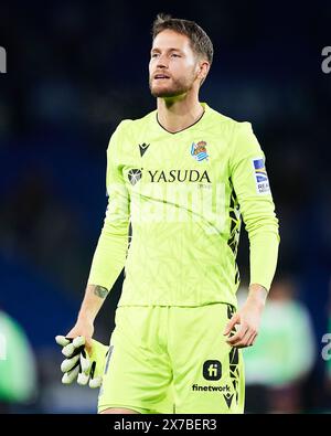 Alejandro Remiro von Real Sociedad sieht beim LaLiga EA Sports Match zwischen Real Sociedad und Valencia CF im reale Arena Stadium am 16. Mai vor Stockfoto