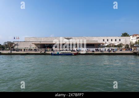 Venedig, Italien, Venezia Santa Lucia Bahnhof vom Canale Grande. Stockfoto