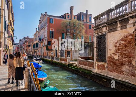 Rio Marin Kanal im Viertel Santa Groce in Venedig, Italien. Stockfoto