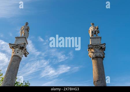 Die beiden Säulen der Alameda de Hercules, Sevilla, Spanien Stockfoto