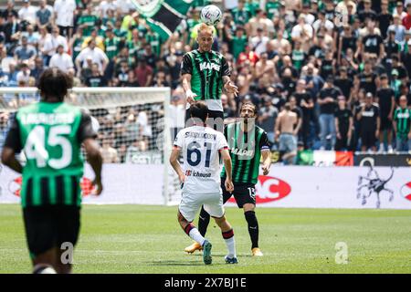 Reggio Emilia, Italien. Mai 2024. Uros Racic (Sassuolo) während des Spiels der US Sassuolo vs Cagliari Calcio, italienische Fußball Serie A in Reggio Emilia, Italien, 19. Mai 2024 Credit: Independent Photo Agency/Alamy Live News Stockfoto