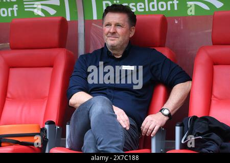 Fußball 2. Bundesliga 34. Spieltag Fortuna Düsseldorf - 1. FC Magdeburg am 19.05.2024 in der Merkur Spiel-Arena in Düsseldorf Christian Titz ( Trainer / Cheftrainer Magdeburg ) DFL-Vorschriften verbieten jede Verwendung von Fotografien als Bildsequenzen und/oder Quasi-Video. Foto: Revierfoto Stockfoto