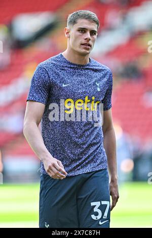 Bramall Lane, Sheffield, Großbritannien. Mai 2024. Premier League Football, Sheffield United gegen Tottenham Hotspur; Micky van de Ven von Spurs Credit: Action Plus Sports/Alamy Live News Stockfoto