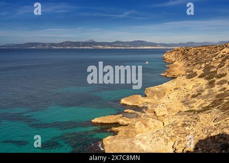 Blick auf die Küste bei es Cap Enderrocat im Süden Mallorcas Stockfoto