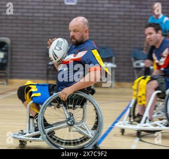 Brentwood Essex 19. Mai 2024 Rollstuhl Rugby League: Brentwood Aels (Stripped Shirt, gelbe Tags) vs Team Colostomy UK (Purple Shirts, weiße Tags) im Brentwood Centre, Brentwood Essex UK Credit: Ian Davidson/Alamy Live News Stockfoto