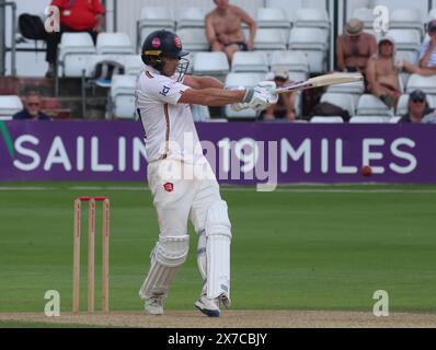 Tom Westley von Essex trifft am 17. Mai 2024 auf dem Cloud COUNTY Ground, Chelmsford, IN DER DIVISION ONE Day ONE of 4 gegen Warwickshire CCC Stockfoto