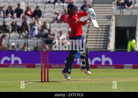 Leeds, 19. Mai 2024. Danni Wyatt schlug für England gegen Pakistan in der T20 International Serie in Headingley, Leeds. Quelle: Colin Edwards/Alamy Live News Stockfoto