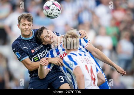 Dänemark. Mai 2024. Daniel Hoeegh von Randers FC und Luca Kjerrumgaard von ob während des 3F Superliga-Spiels zwischen ob und Randers FC im Nature Energy Park in Odense am Sonntag, den 19. Mai 2024. (Foto: Mads Claus Rasmussen/Ritzau Scanpix) Credit: Ritzau/Alamy Live News Stockfoto