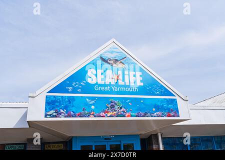 Great Yarmouth, England – 17. Mai 2024: Außenbeschilderung zum Sea Life Centre in Great Yarmouth, Großbritannien Stockfoto