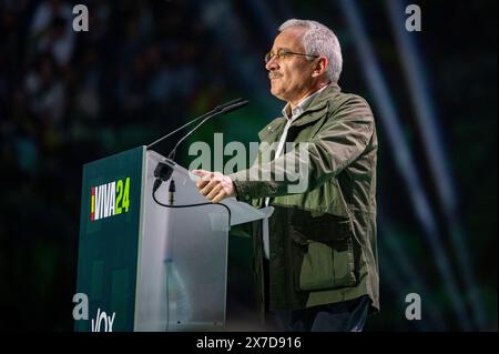 Madrid, Spanien. Mai 2024. Jose Antonio Ortega Lara, Gründer von Vox, spricht während des politischen Kongresses Europa Viva 24, der von der rechtsextremen spanischen Partei VOX im Palacio de Vistalegre in Madrid organisiert wurde. Quelle: SOPA Images Limited/Alamy Live News Stockfoto