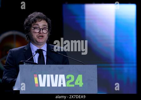 Madrid, Königreich Spanien; 19.05.2024.- der Präsident der argentinischen Republik, Javier Milei Madrid, veranstaltet eine Demonstration, bei der Vox mit rechtsextremen Führern der Welt in Europa Viva 24 zusammentreffen wird. Santiago Abascal, Vorsitzender der politischen Partei Vox, leitet das Treffen rechtsextremer Führer aus verschiedenen Teilen der Welt auf der Plaza de Vista Alegre in der Hauptstadt des Königreichs Spanien. Politiker wie der Präsident der Argentinischen Republik, Javier Milei, der israelische Minister für Diaspora-Angelegenheiten, Amichai Chikli, oder der Stellvertreter der französischen Nationalversammlung und Kandidat für die Präsidentschaft der Republik Stockfoto