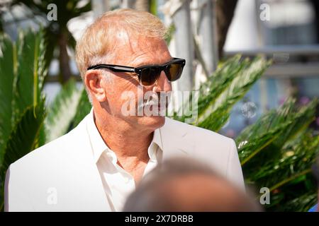 Cannes, Frankreich. Mai 2024. Kevin Costner während des Fotoaufrufs des Films Horizon: An American Saga bei der 77. Ausgabe der Filmfestspiele in Cannes, Südfrankreich, am 19. Mai 2024. Quelle: NurPhoto SRL/Alamy Live News Stockfoto