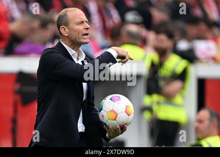 LEVERKUSEN - FC Augsburg Trainer Jess Thorup beim Bundesliga-Spiel zwischen Bayer 04 Leverkusen und FC Augsburg am 18. Mai 2024 in der DE Bay Arena in Leverkusen. ANP | Hollandse Hoogte | GERRIT VAN COLOGNE Stockfoto