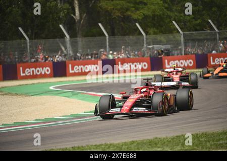 Imola, Italien. 19. Mai 2024; Autodromo Enzo e Dino Ferrari, Imola, Italien; FIA Formel 1 Emilia Romagna Grand Prix 2024; Renntag; Charles Leclerc von Ferrari Credit: Action Plus Sports Images/Alamy Live News Stockfoto