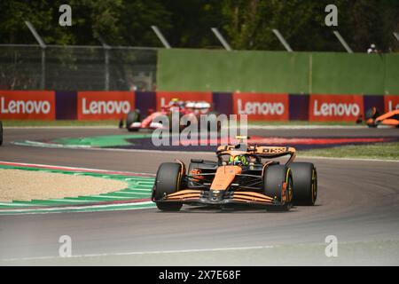 Imola, Italien. 19. Mai 2024; Autodromo Enzo e Dino Ferrari, Imola, Italien; FIA Formel 1 Emilia Romagna Grand Prix 2024; Renntag; Lando Norris von McClaren Credit: Action Plus Sports Images/Alamy Live News Stockfoto