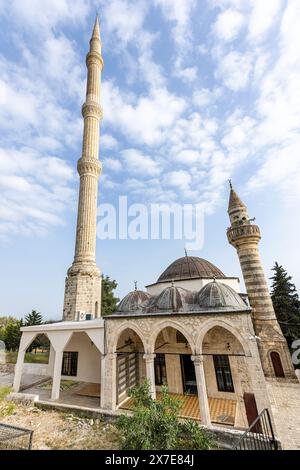 Ashab-ı-Kehf-Moschee, vor der Höhle der Sieben Schläfer. Tarsus Mersin Türkei. Stockfoto