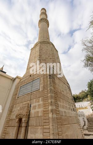 Ashab-ı-Kehf-Moschee, vor der Höhle der Sieben Schläfer. Tarsus Mersin Türkei. Stockfoto