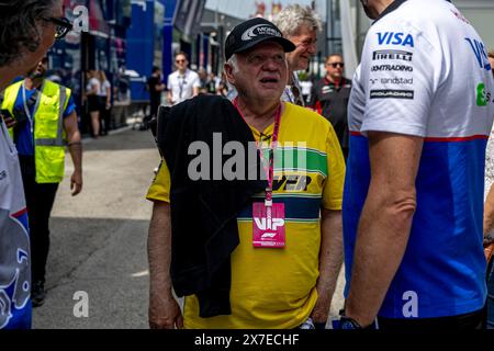 IMOLA, ITALIEN: Norbert Vettel, Sebastian Vettel Vater, beim Formel-1-Grand Prix von Emilia Romagna 2024 auf dem Imola Circuit in Imola, Italien. Stockfoto