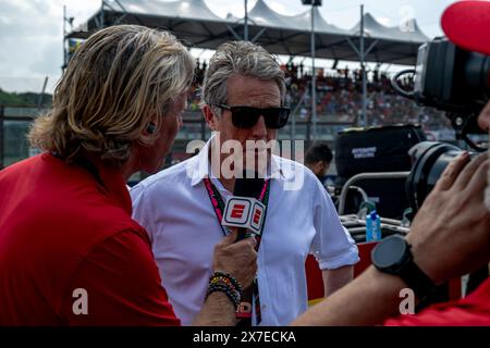 IMOLA, ITALIEN: Hugh Grant, berühmter Filmstar, beim Formel-1-Emilia Romagna Grand Prix 2024 auf dem Imola Circuit in Imola, Italien. Stockfoto