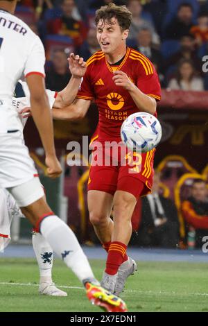 Rom, Italien. Mai 2024. Rom, Italien, 19. Mai 2024. Tommaso Baldanzi von AS Roma im Rahmen des italienischen Fußballspiels der Serie A zwischen AS Roma und Genua im Olympiastadion. Roma besiegte Genua mit 1:0. Quelle: Riccardo De Luca - Update Images/Alamy Live News Stockfoto